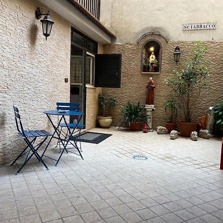 Appartement Sciabbacco House à Naples Extérieur photo