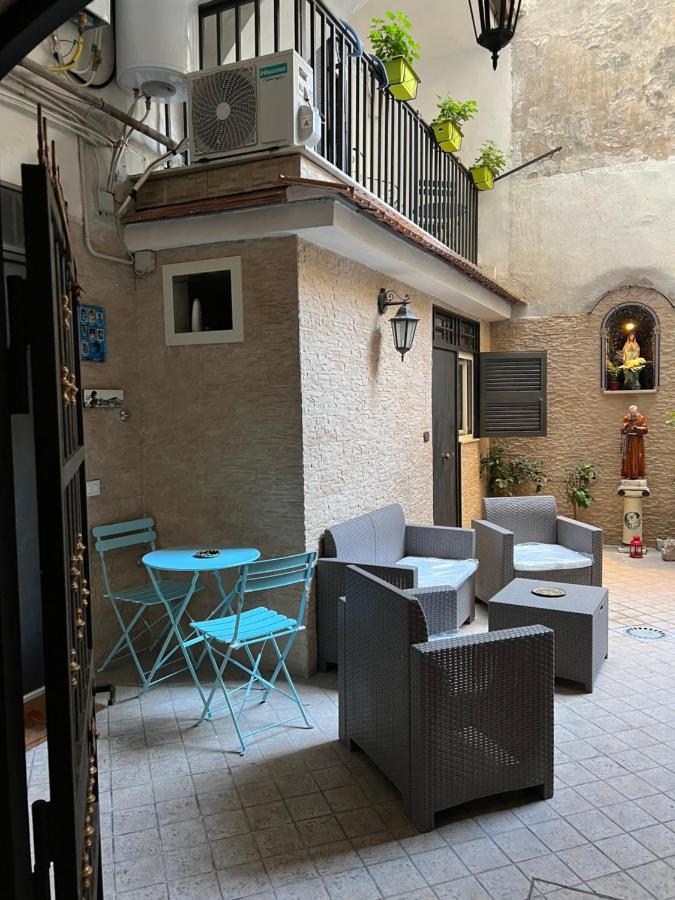 Appartement Sciabbacco House à Naples Extérieur photo
